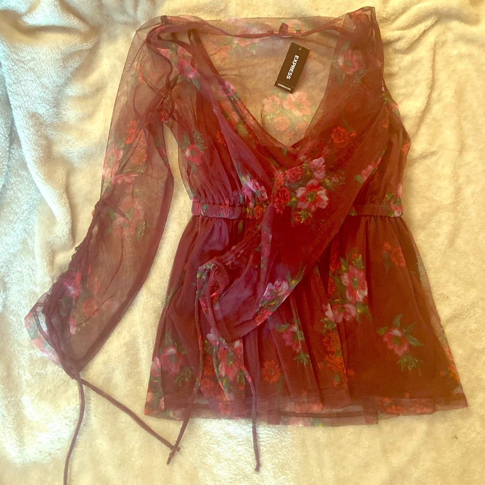 Sheer quarter length top